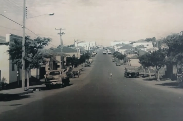 Cruzeirópolis, Cala a Boca, Vila Guaíra, Mandaguaçu: 73 anos de história