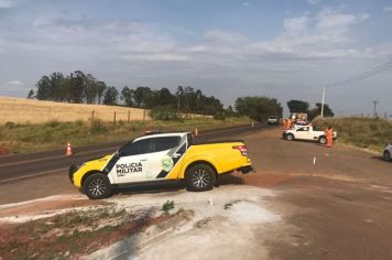 Ministério Público fecha trecho da PR 552 na entrada de acesso ao Jardim Sant'Ana