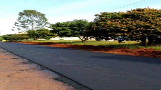 Recapeamento na estrada de Pulinópolis começa a todo vapor