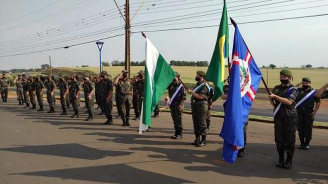 Dia da árvore é celebrado com plantio de mudas em Mandaguaçu