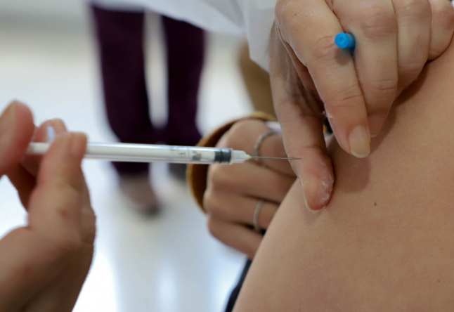 Sábado com ações pontuais para estimular vacinação contra gripe