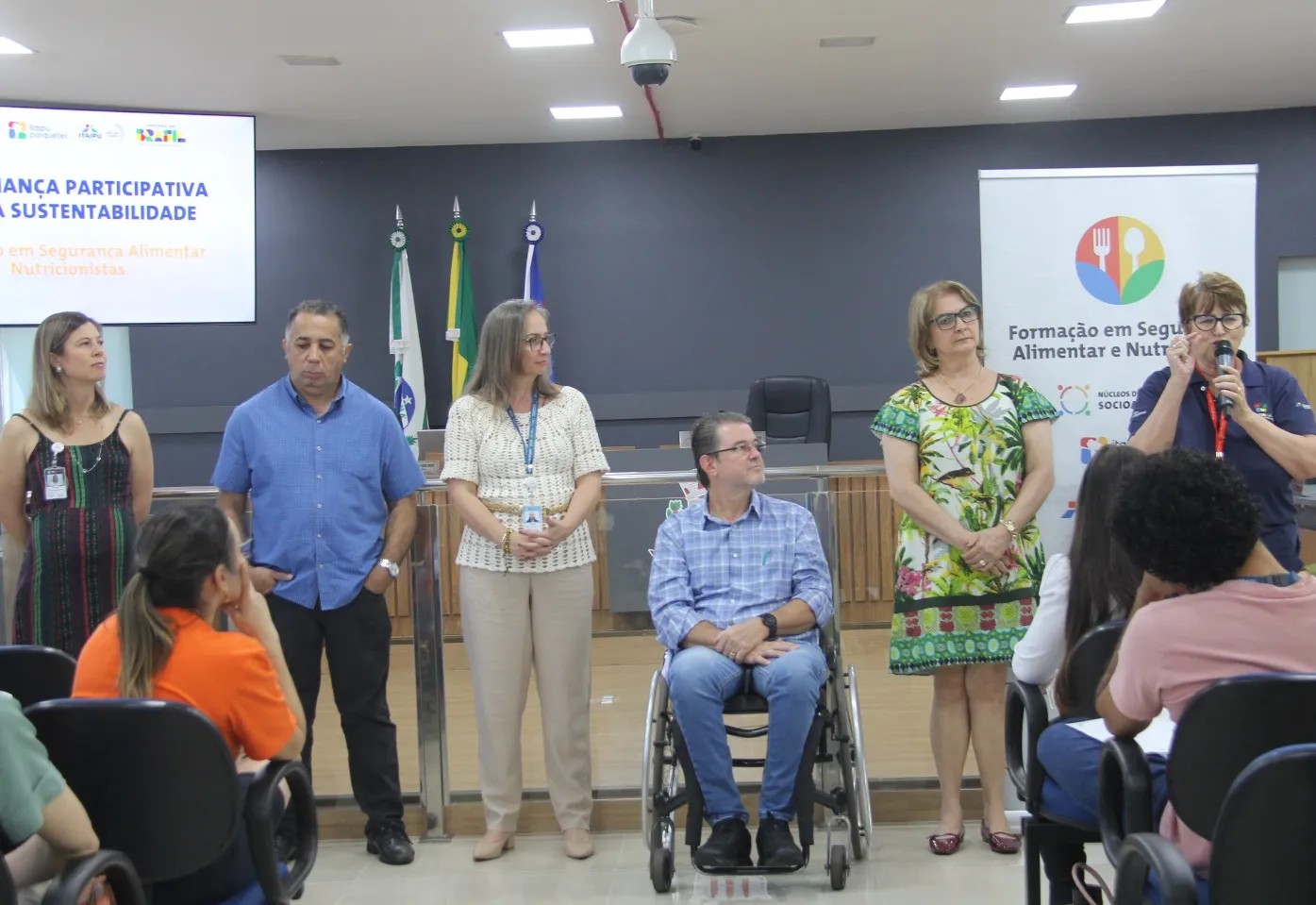 Encontro discute segurança alimentar no ambiente educacional