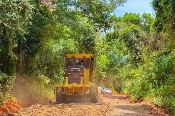 Prefeitura segue intensificando recuperação de estradas rurais