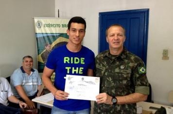 Departamento da Junta Militar de Mandaguaçu recebe homenagem pela eficiência no serviço prestado